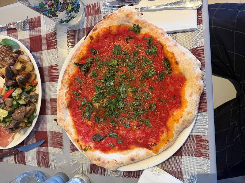 Pizza marinara artisanale du restaurant Pulci2 Rolle